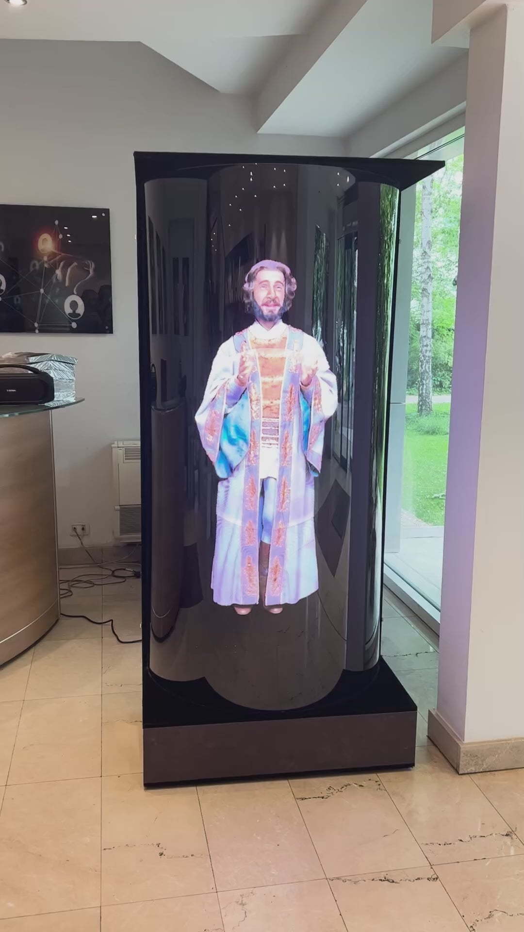 Load video: 3D Holographic Fan Display